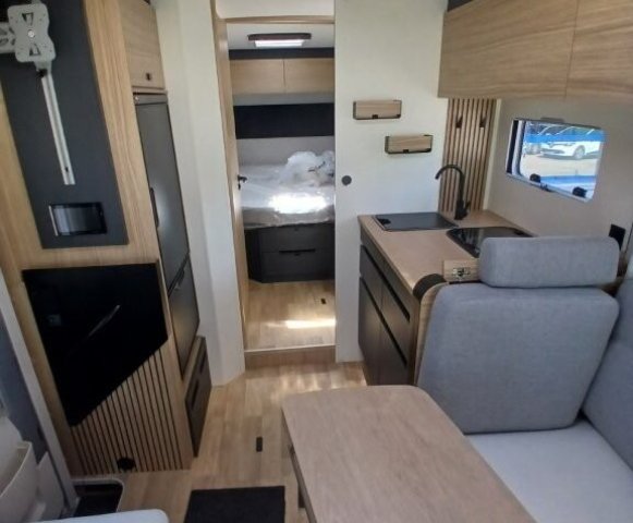 Bavaria Initial I740FC Nomade i 740 fc - Photo 7