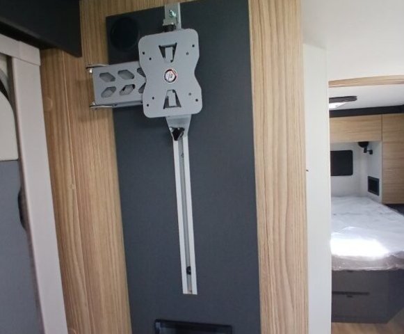 Bavaria Initial I740FC Nomade i 740 fc - Photo 11