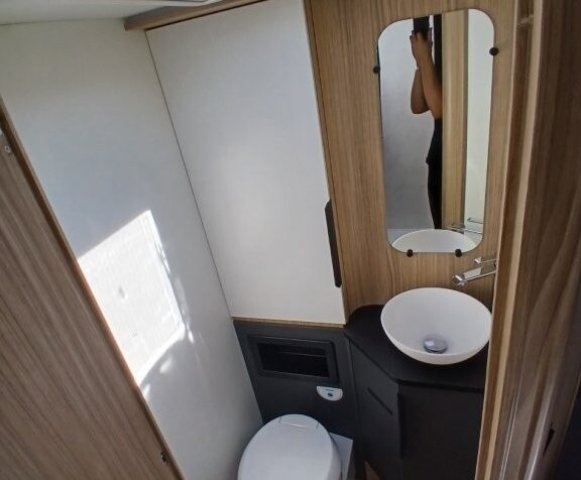 Bavaria Initial I740FC Nomade i 740 fc - Photo 12