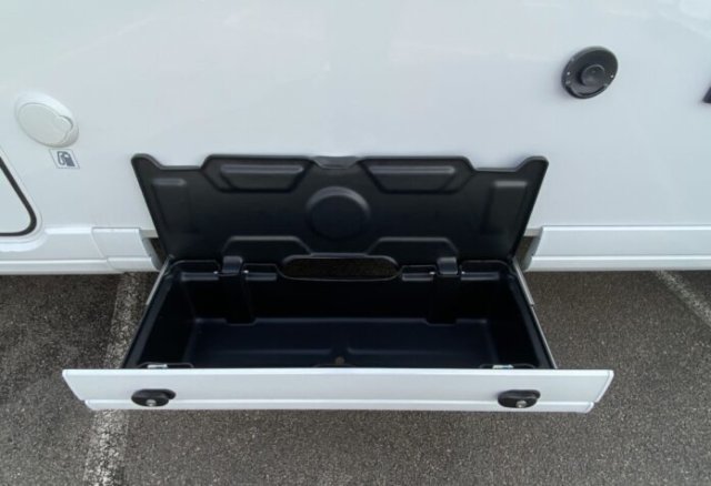 Bavaria Initial I740FGJ Nomade i 740 fgj - Photo 8