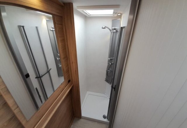 Bavaria Tren-D T696D Style - Photo 10