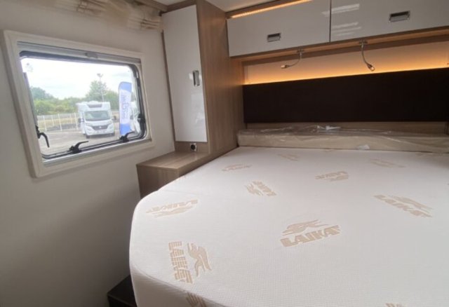 Laika Kosmo 912 - Photo 26