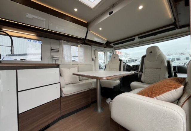 Rapido 8096 DF - Photo 3