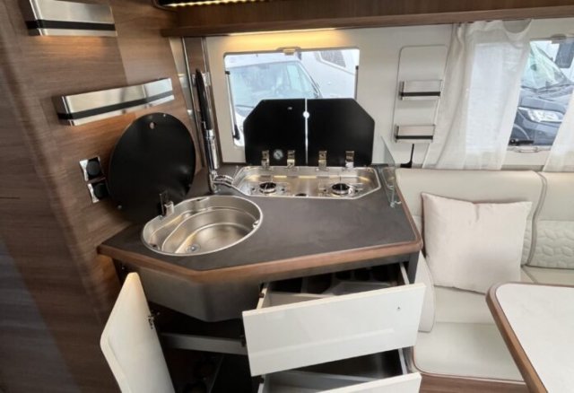 Rapido 8096 DF 2026 - Photo 10