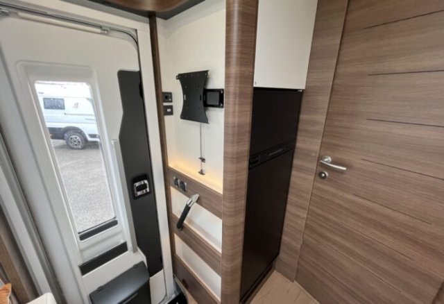 Rapido 8096 DF 2026 - Photo 11