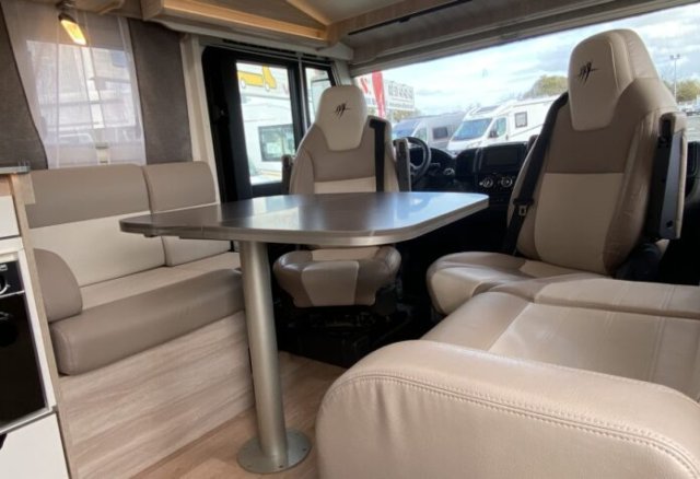 Rapido 886 F df - Photo 2