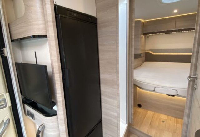 Rapido 886 F df - Photo 9