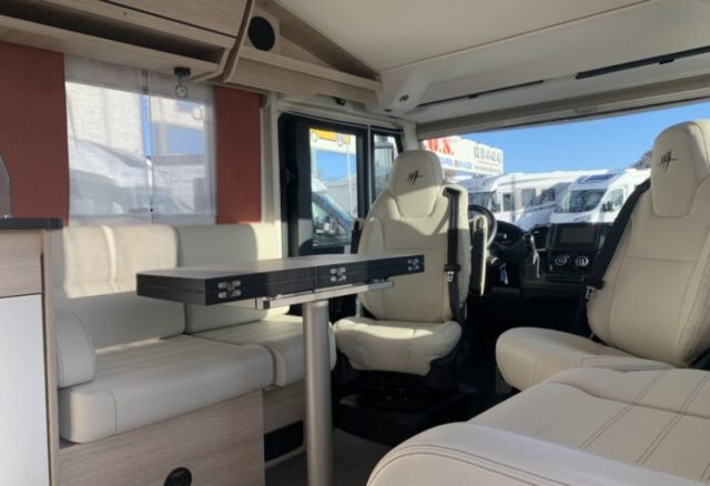 Rapido 896 F - Photo 3