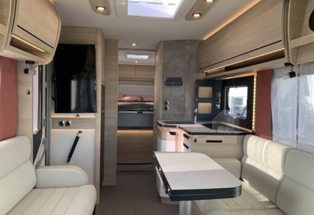 Rapido 896 F - Photo 5