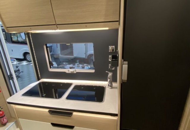 Rapido C55i c 55 i 65 ans - Photo 8