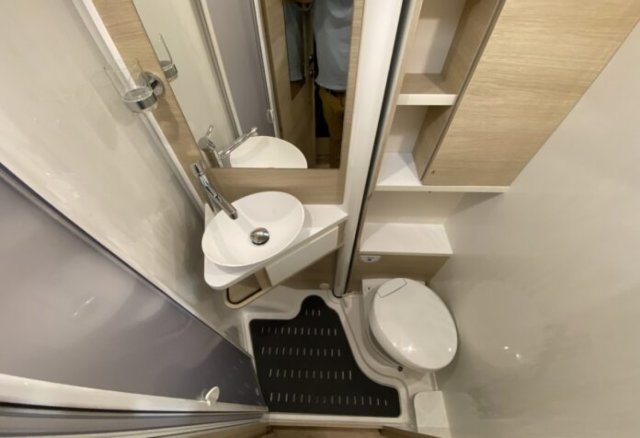 Rapido C55i c 55 i 65 ans - Photo 10