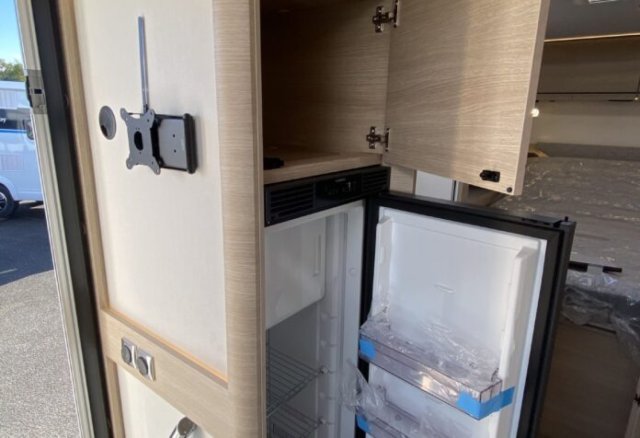 Rapido C86 c 86 65 ans - Photo 11