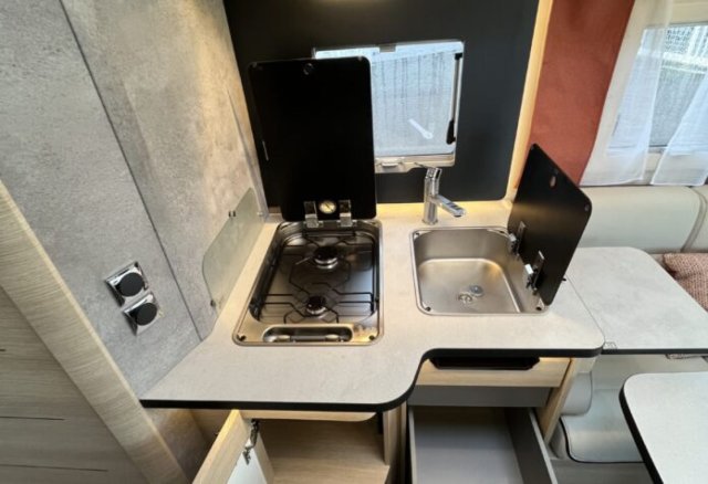 Rapido C86 c 86 i 65 ans - Photo 7