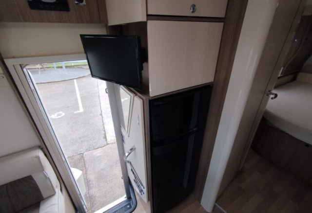 Autostar Privilege I 693 LC Lift - Photo 5