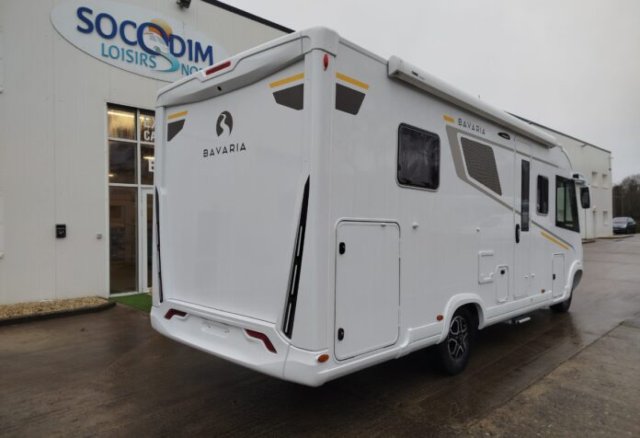 Bavaria Initial I720FC Style i 720 fc - Photo 2