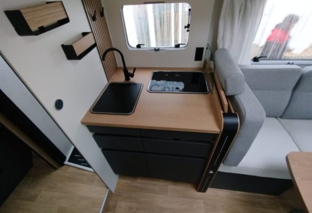 Bavaria Initial I720FC Style i 720 fc - Photo 4