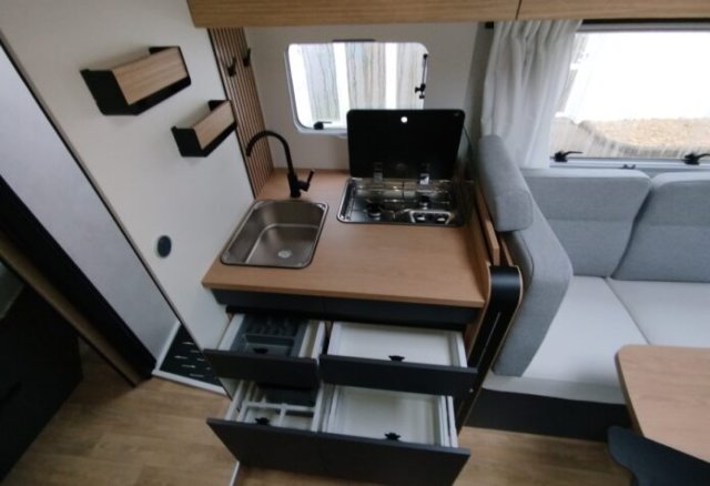 Bavaria Initial I720FC Style i 720 fc - Photo 5