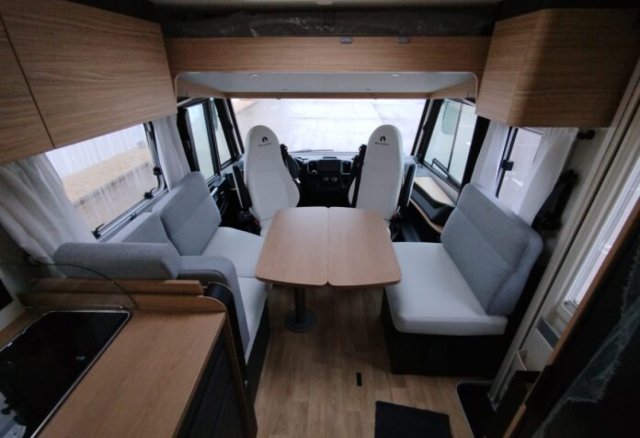 Bavaria Initial I720FC Style i 720 fc - Photo 9