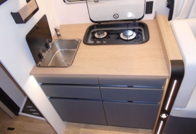 Bavaria Initial I740FC Nomade i 740 fc - Photo 3