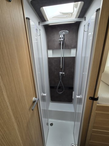 Adria Coral Plus 670 DL boite automatique - Photo 20