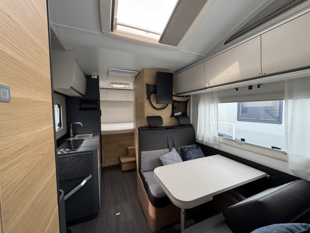 Adria Coral XL Axess 600 DP - Photo 7