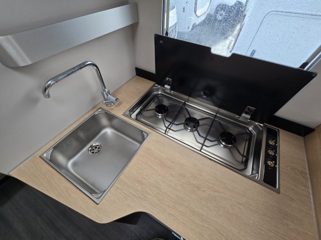 Adria Matrix 650 DL 60Y 60 ans boite auto - Photo 22