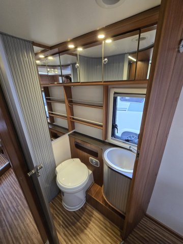 Adria Matrix 670 SC m - Photo 13