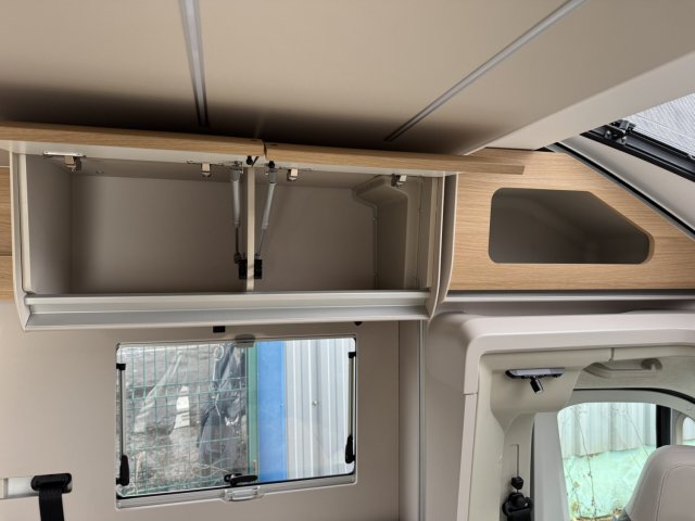 Adria Matrix Axess 650 DC - Photo 11