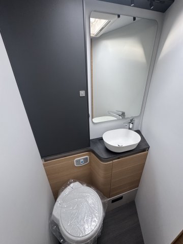 Adria Matrix Axess 650 DC - Photo 17