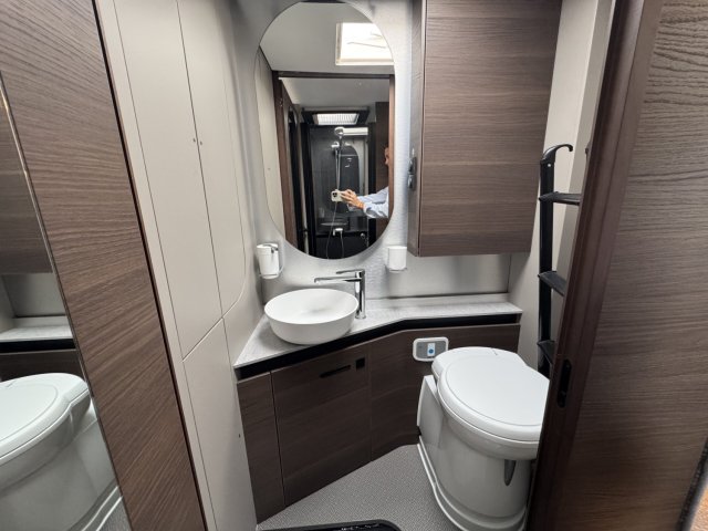 Adria Supersonic 890 LL lc - Photo 16