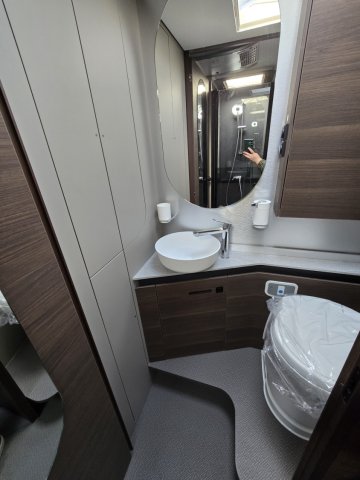 Adria Supersonic 890 LL lc - Photo 18