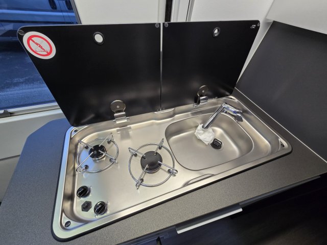 Adria Twin Supreme 600 SP - Photo 12