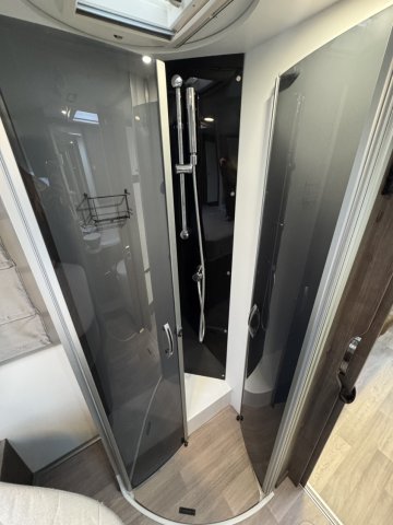 Benimar Amphitryon 997 - Photo 22