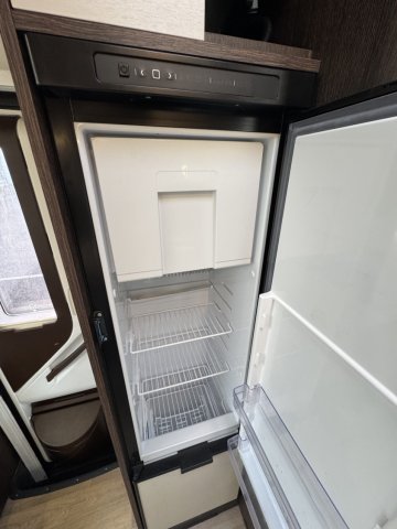 Benimar Tessoro 497 - Photo 18