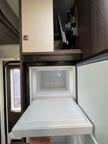 Benimar Tessoro 497 - Photo 19