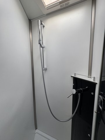 Benimar Tessoro 497 - Photo 21