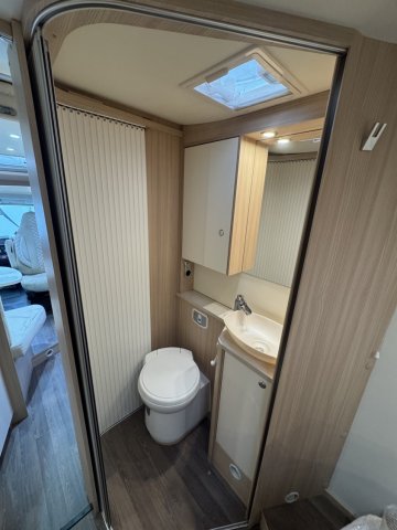 Burstner Ixeo Time IT 700 - Photo 16