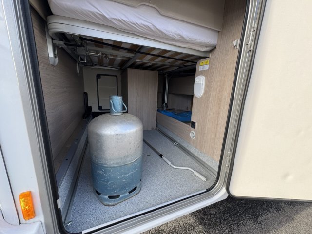 Burstner Lineo T 700 t700 active - Photo 22