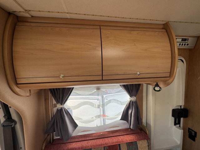 Burstner Privilege T 615 t615 - Photo 11