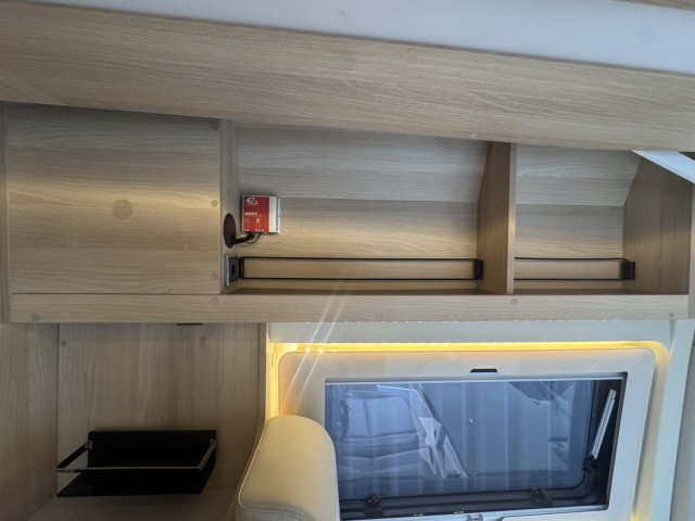 Dreamer Living Van - Photo 9