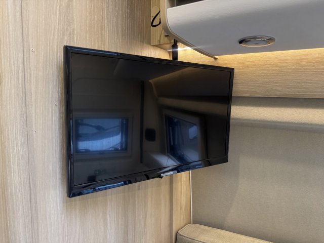 Dreamer Living Van - Photo 18