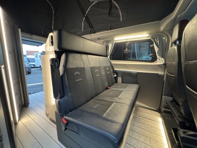 Ford Fourgon Van nugget plus - Photo 9