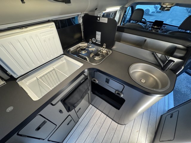 Ford Fourgon Van nugget plus - Photo 11