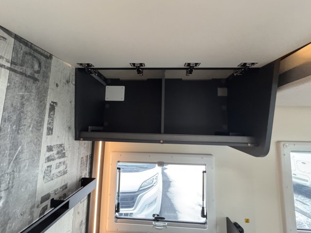 Mc Louis MC4 Slim 337 - Photo 14