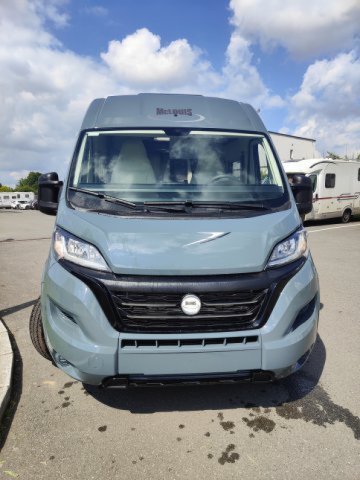 Mc Louis Menfys Van 3  signature - Photo 5