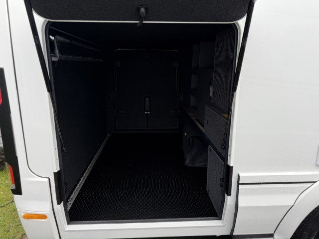 Niesmann+Bischoff Arto 78 E - Photo 13