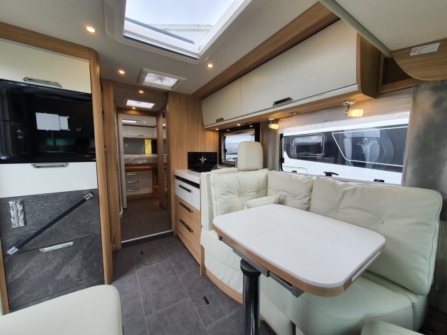 Niesmann+Bischoff Arto 88 LF etat neuf a saisir ! - Photo 12