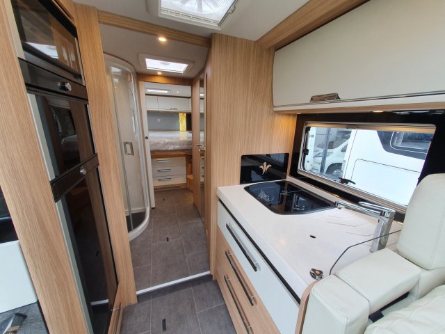 Niesmann+Bischoff Arto 88 LF etat neuf a saisir ! - Photo 13