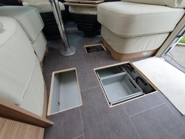 Niesmann+Bischoff Arto 88 LF etat neuf a saisir ! - Photo 24