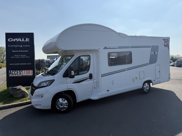 Pilote Fourgon Van C 690 - Photo 1
